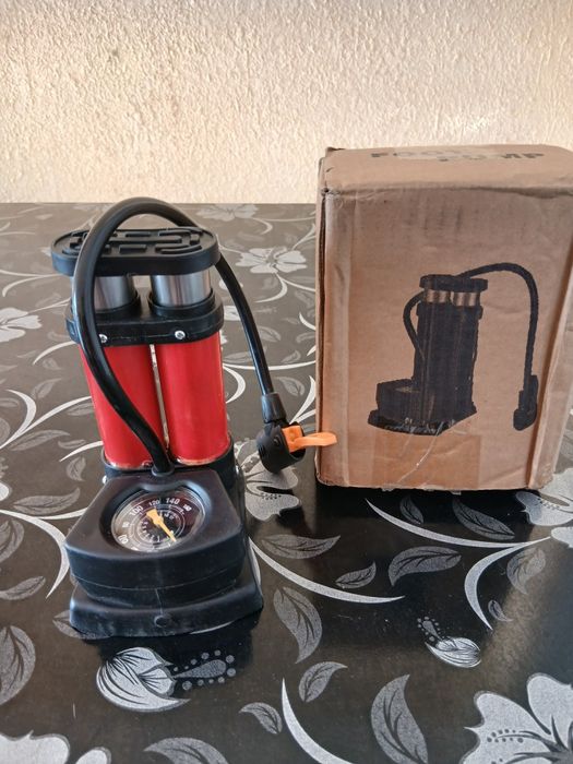 Оригинал двойной насос на ноге. Новый.  Качество супер.