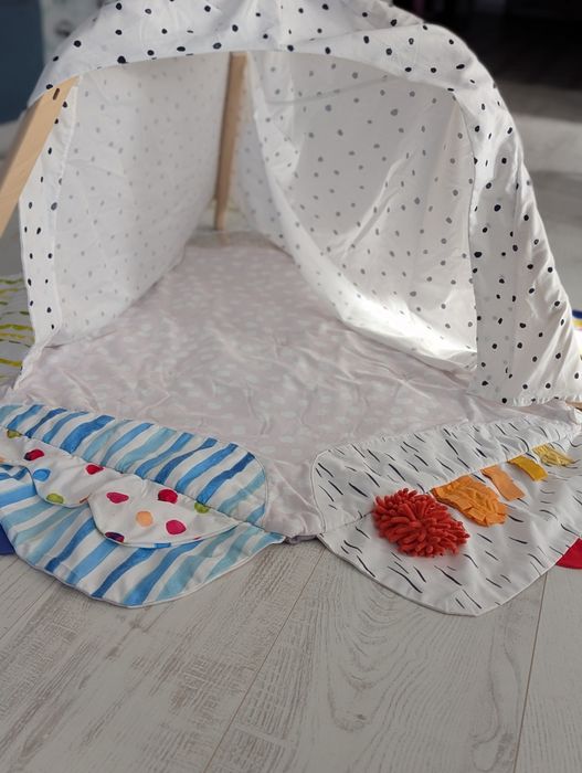 Lovevery Play Gym cort activitati