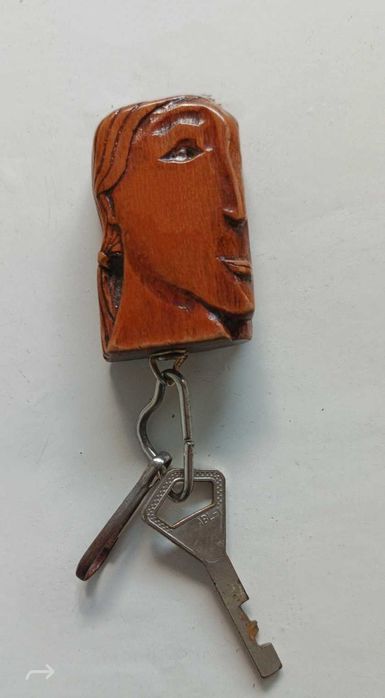 Амулет из дерева для ключа ручной работы