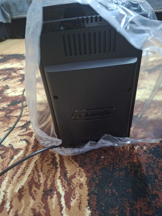 Кофемашинка Delonghi