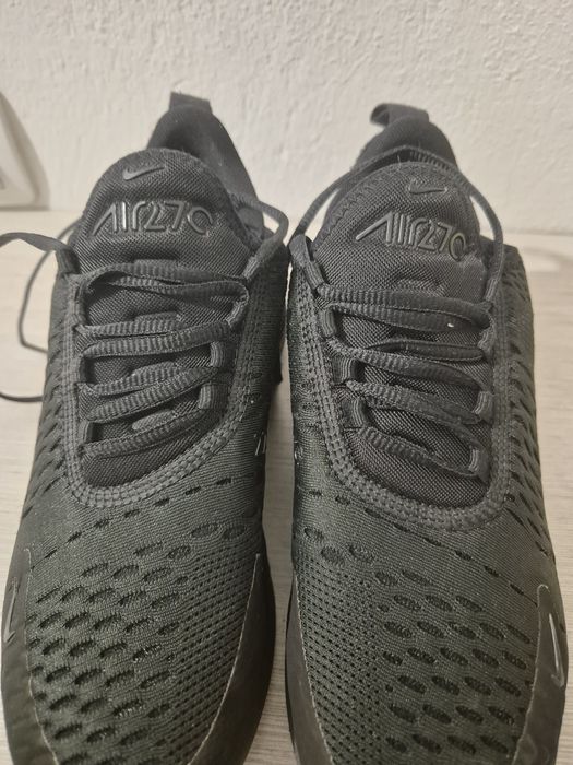 Маратонки Nike air max 270