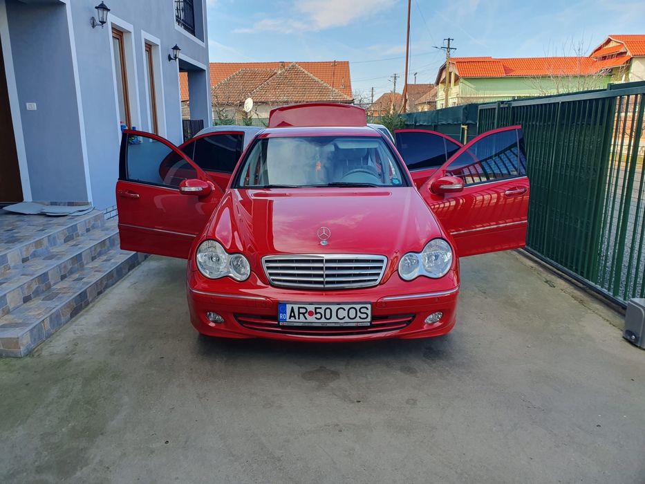 De vanzare Mercedes C180