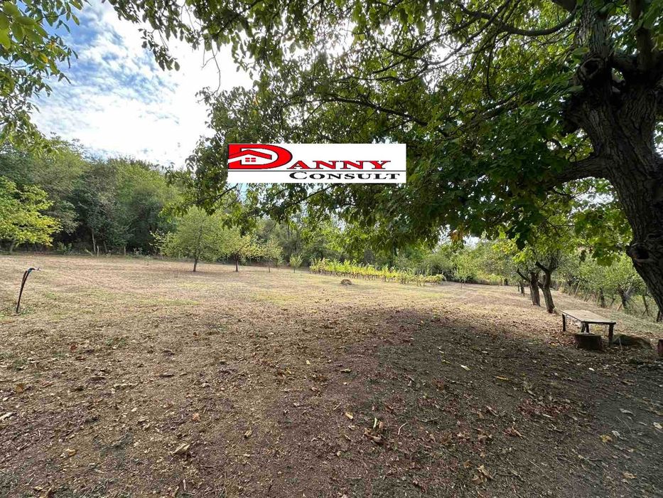 Парцел за жилищно строителство в с. Балван