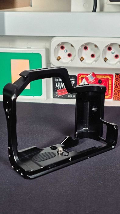 Клетка SmallRig 2168B Cage для Canon EOS M50/M50II/M5