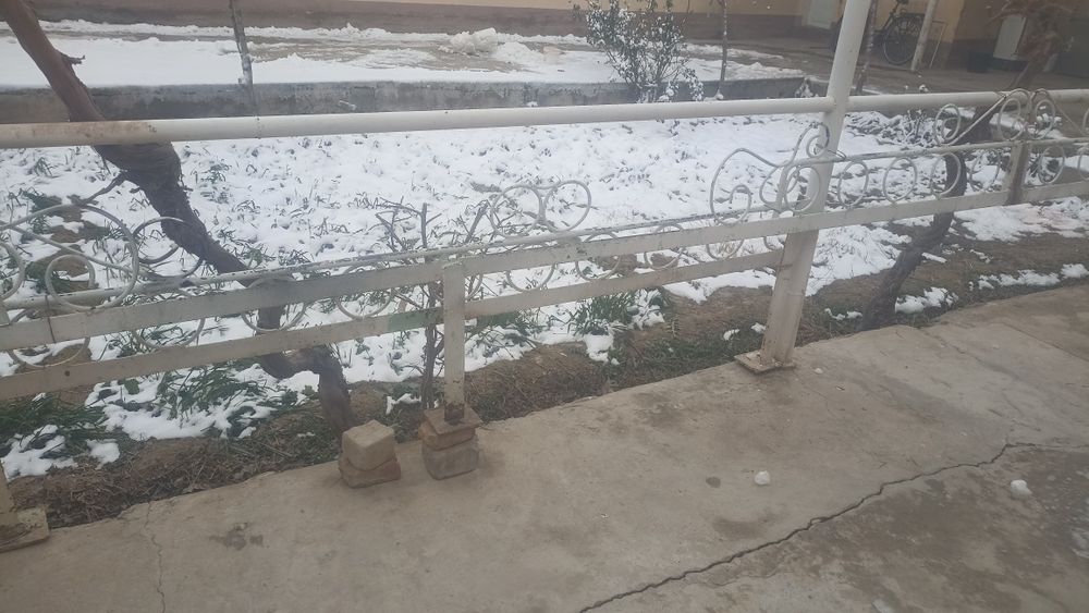 Temir karavot sotiladi, Rossiyski eni 4 metr, uzunligi 6 metr.