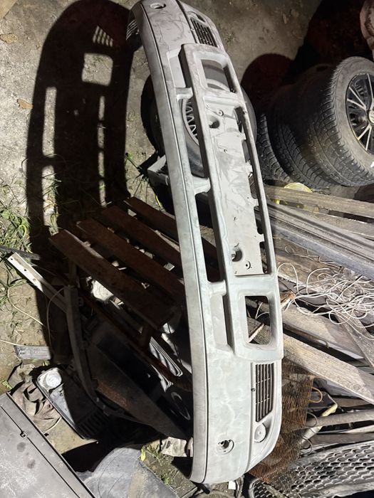 Продам бампер фонари