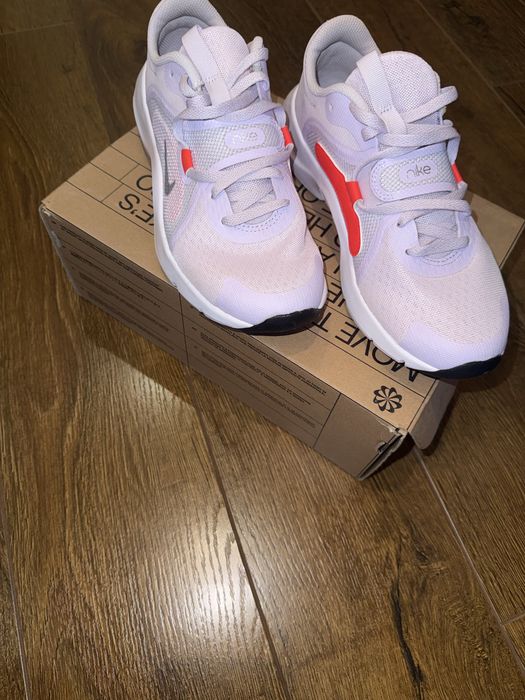 Женски маратонки Nike