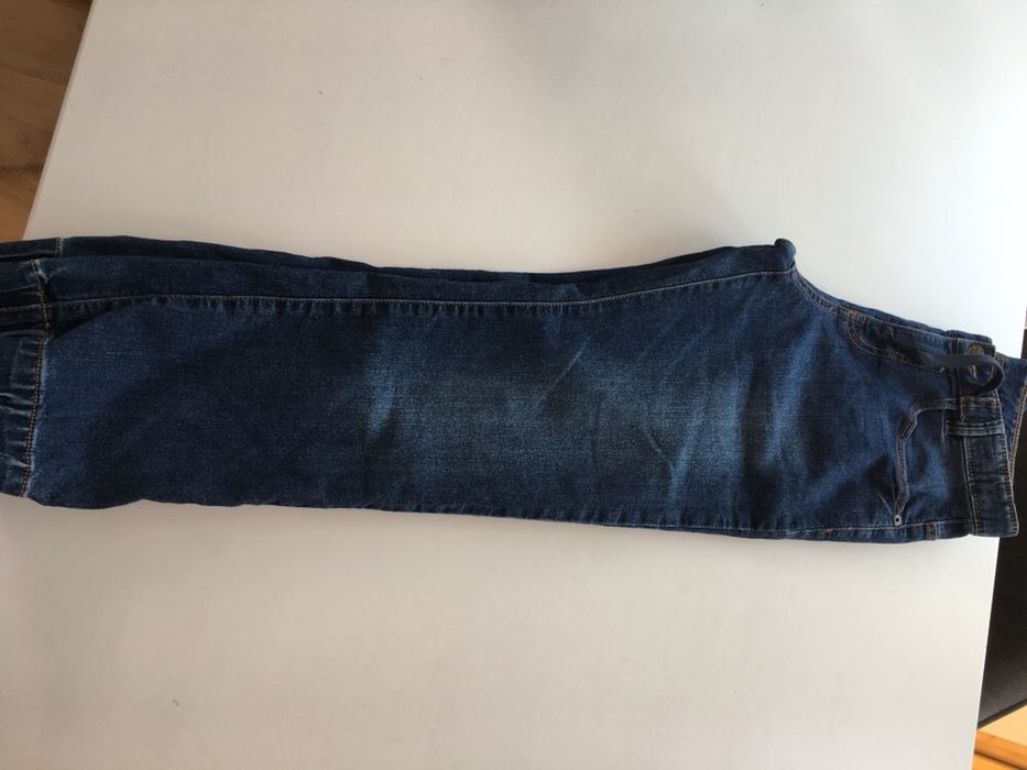 -50% Нови дънки Бенетон