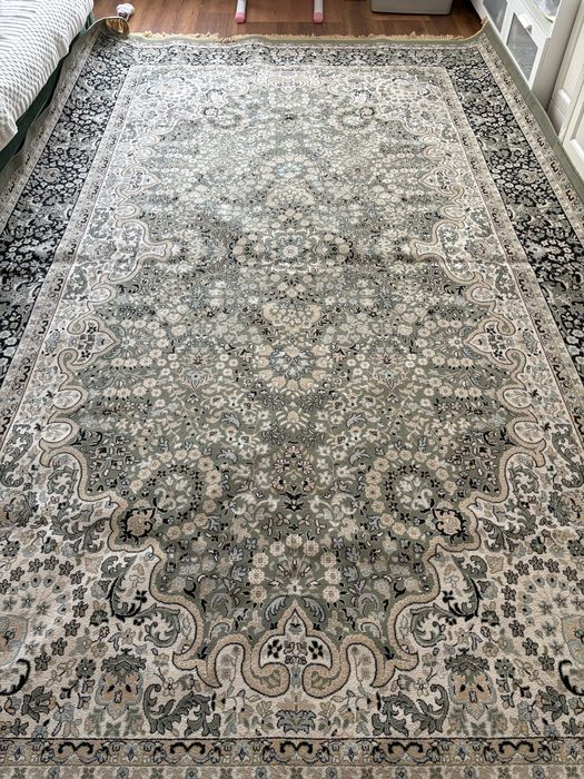 Продам ковер 3х4