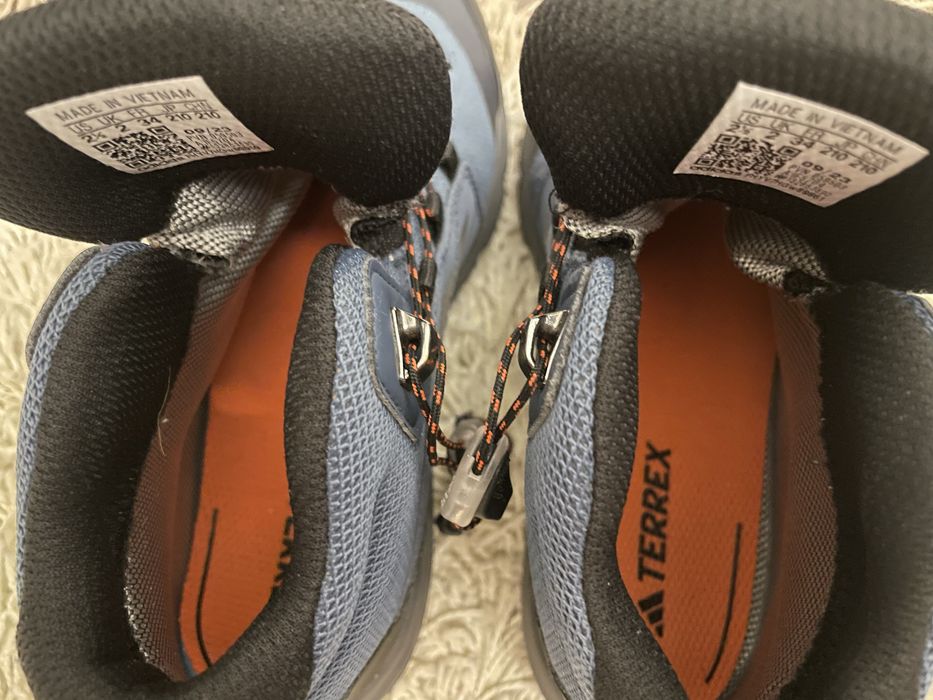 Ghete impermeabile adidas terrex marime 34