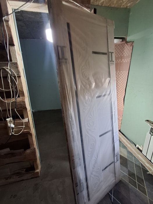 Продам Новую дверь