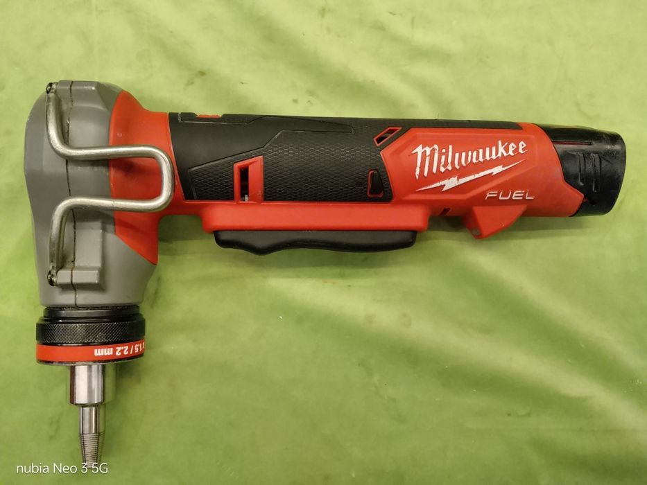 Vand scule Milwaukee  hilti nuron