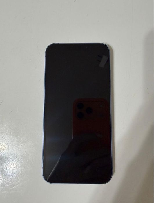 Продам айфон 13в