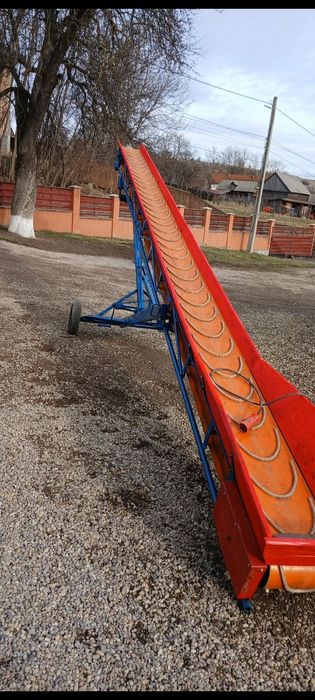 Banda trasportoare