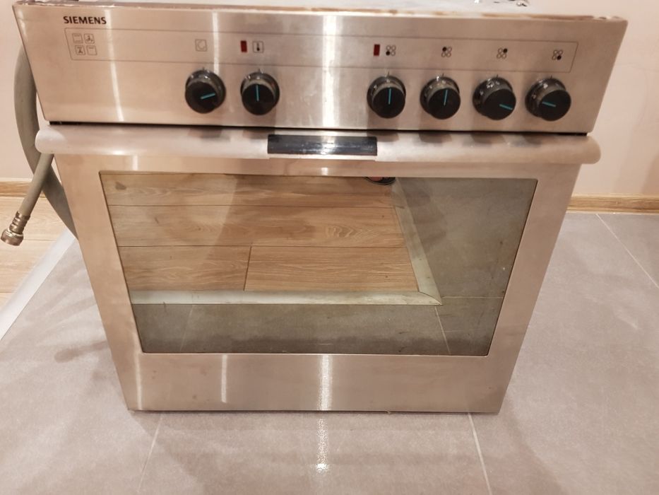 Фурна за вграждане Siemens