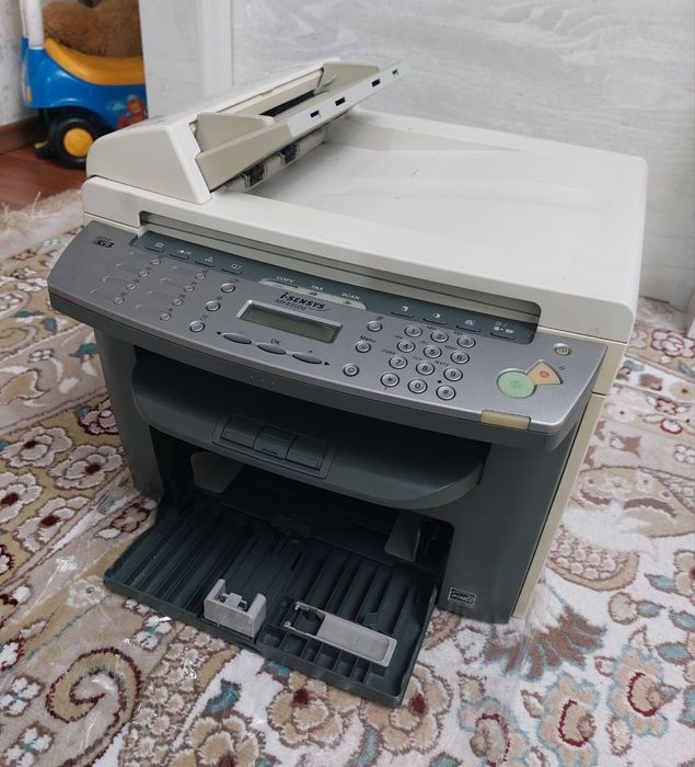 МФУ Canon MF4350d
принтер, сканер, копир.