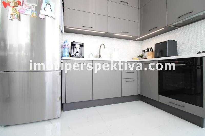 Продава се Тристаен апартамент в Пловдив, Кършияка - 160 кв.м за 2163 €/кв.м - Снимка #6