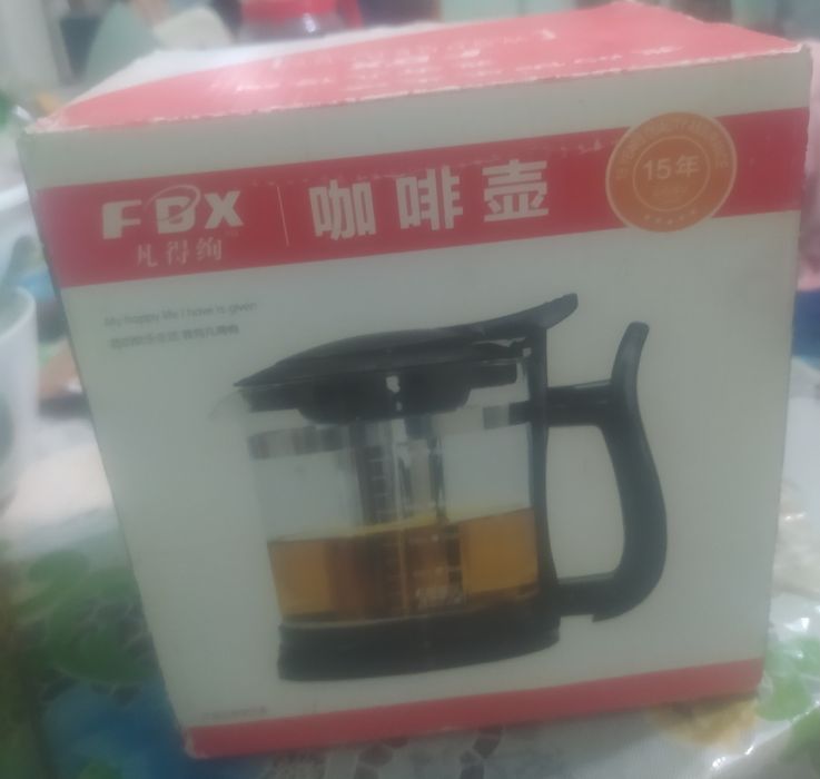 Продам заварочный чайник.Новый.