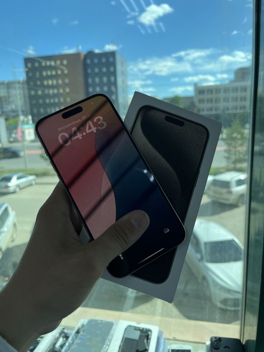 15 Pro Max 256gb e-sim