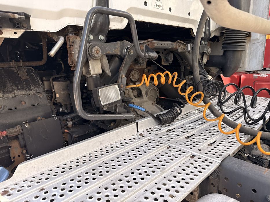 Mercedes Actros 1845