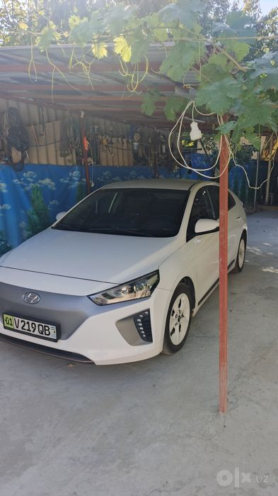 Продам электроавтомобиль Hyundai ioniq