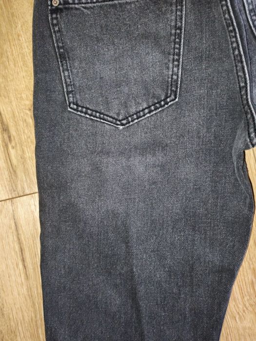 Blugi mom fit mărimea 36