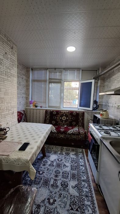 Тезда Гуливерда 4хона 1этаж квартира сотилади