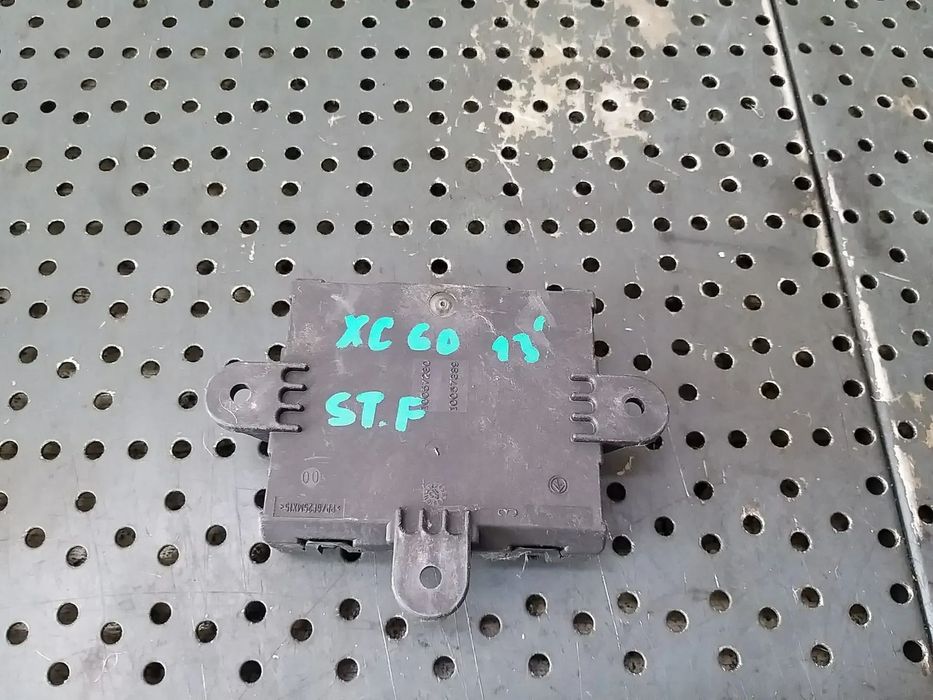 Modul calculator usa stanga fata volvo xc60 31343025ac 1010253601