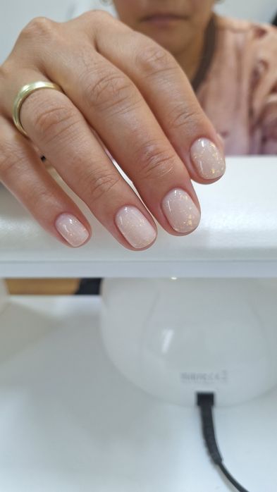 Маникюр/укрепление/наращивание ногтей