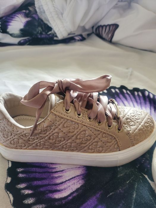 Кецове на Guess за момиче