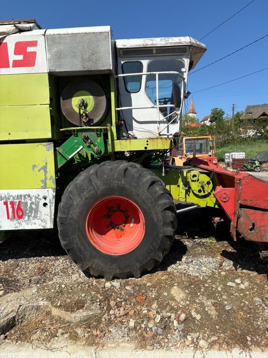Combina claas dominator cs 116