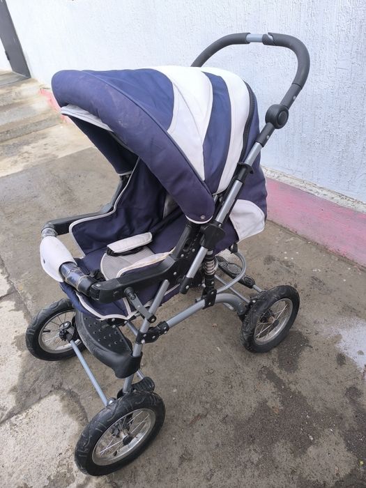 Коляска в хорошем состоянии