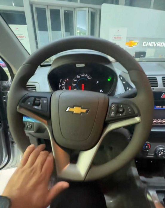 Chevrolet Cobalt 2025 — 3