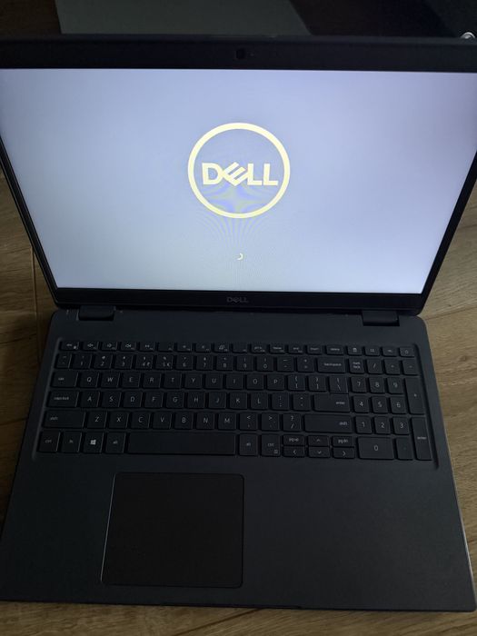 Dell Latitude 3510 | i5 Gen 10 | 16GB RAM | 500GB SSD | Metal Lichid (Fara Mentenanta)