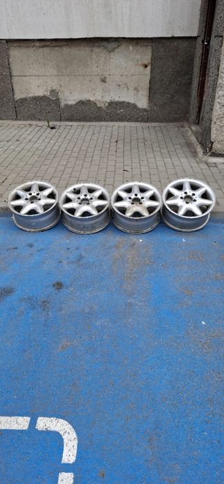 Продавам джанти за Мерцедес без капачки 16-ки 5×112 j7 et37.