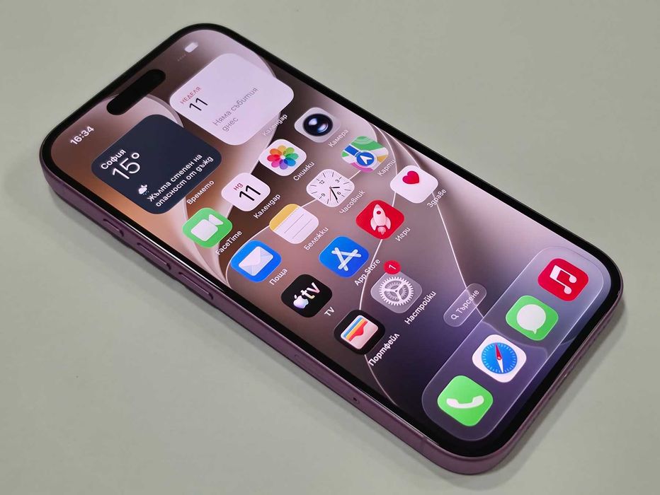 Apple iPhone 16, 128GB, 5G, Pink като нов