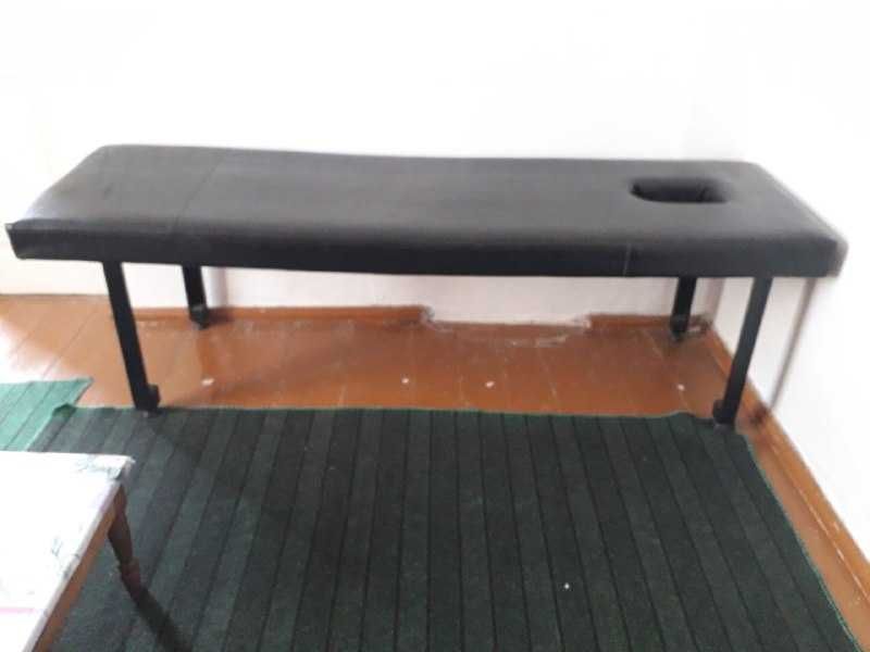 Кушетка массажная новая. Из кожи и качественной стали. Дёшево!!!