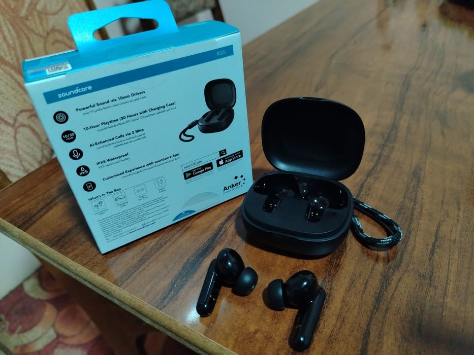 Наушники AirPods