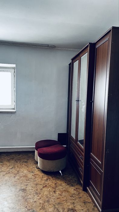 Сдаю две комнаты в районе рынка