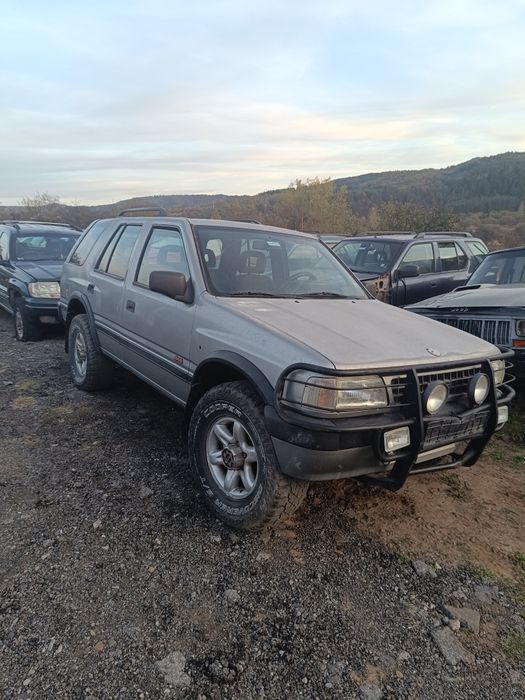 Опел Фронтера А 2.2 бензин 136 коня на части 96 год