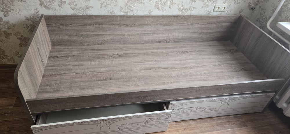 Кровать Лондон б/у