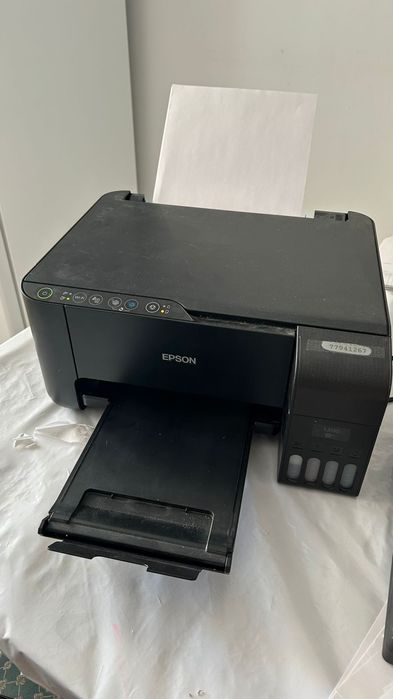 Продам принтер цветной 3/1 м