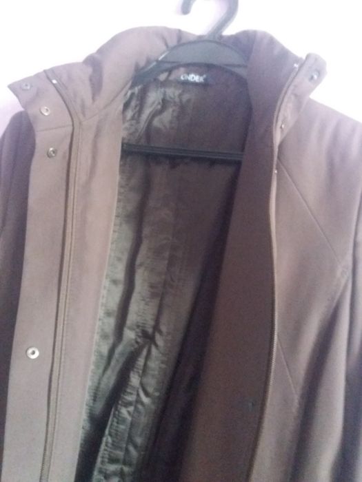 Плащ женские  весеннее