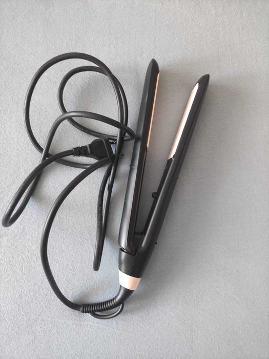 Placa de indreptat parul Philips StraightCare Essential BHS378/00