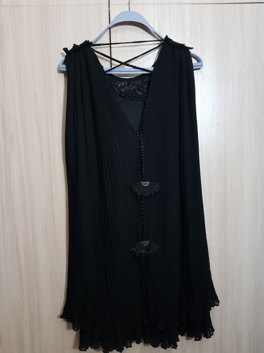 Рокля и чанта цвят черно