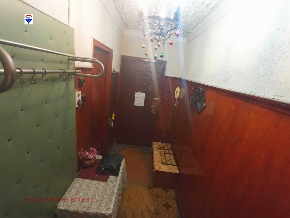 Продава се Двустаен апартамент в Русе, Родина 2 - 61 кв.м за 933 €/кв.м - Снимка #4