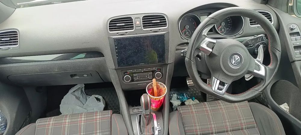 Dezmembrari / Dezmembrez Volkswagen Golf 6 1.4 CCZB cutie viteze MSY cod culoare LB9A