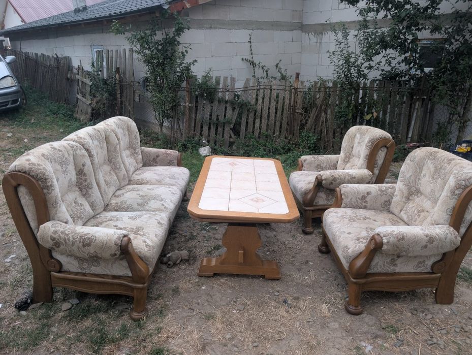 Canapea cu masa set