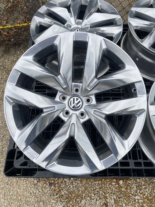 20 цола 5 х 112 мм VW Терамонт Teramont Пасат , Тигуан , Артеон , Голф