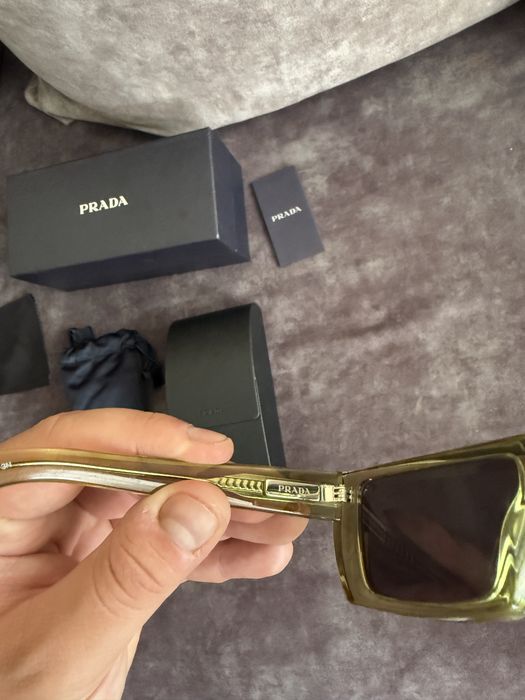 Мъжки очила Prada